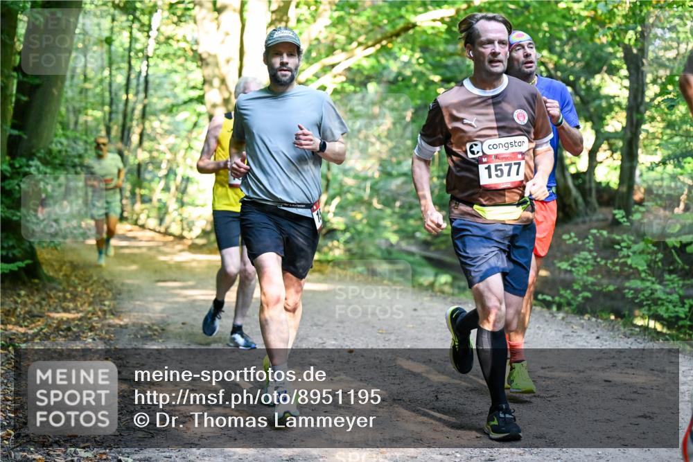 28.09.2025 - 33. Volkslauf durch das schöne Alstertal Dr. Thomas Lammeyer http://msf.ph/oto/8951195 28.09.2025 10:17:02 Laufen 1577 meine-sportfotos.de