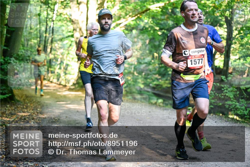 28.09.2025 - 33. Volkslauf durch das schöne Alstertal Dr. Thomas Lammeyer http://msf.ph/oto/8951196 28.09.2025 10:17:02 Laufen 15, 1577 meine-sportfotos.de