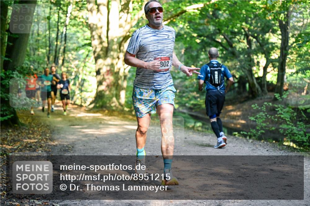 28.09.2025 - 33. Volkslauf durch das schöne Alstertal Dr. Thomas Lammeyer http://msf.ph/oto/8951215 28.09.2025 10:17:06 Laufen 802 meine-sportfotos.de