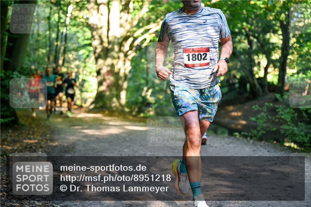 28.09.2025 - 33. Volkslauf durch das schöne Alstertal Dr. Thomas Lammeyer http://msf.ph/oto/8951218 28.09.2025 10:17:06 Laufen 1802 meine-sportfotos.de