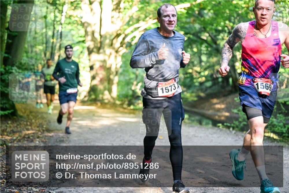28.09.2025 - 33. Volkslauf durch das schöne Alstertal Dr. Thomas Lammeyer http://msf.ph/oto/8951286 28.09.2025 10:17:19 Laufen 1573, 1569 meine-sportfotos.de