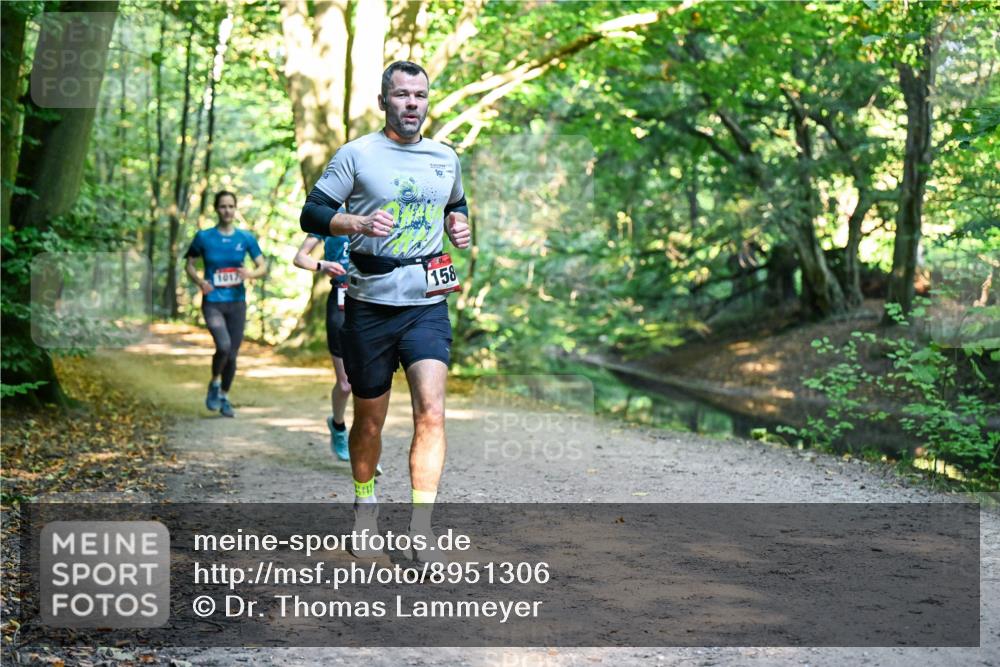 28.09.2025 - 33. Volkslauf durch das schöne Alstertal Dr. Thomas Lammeyer http://msf.ph/oto/8951306 28.09.2025 10:17:22 Laufen 1017, 10, 158 meine-sportfotos.de