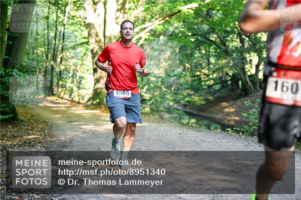 28.09.2025 - 33. Volkslauf durch das schöne Alstertal Dr. Thomas Lammeyer http://msf.ph/oto/8951340 28.09.2025 10:17:32 Laufen 160, 1599 meine-sportfotos.de
