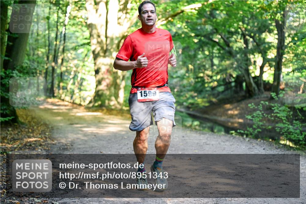 28.09.2025 - 33. Volkslauf durch das schöne Alstertal Dr. Thomas Lammeyer http://msf.ph/oto/8951343 28.09.2025 10:17:32 Laufen 1599 meine-sportfotos.de