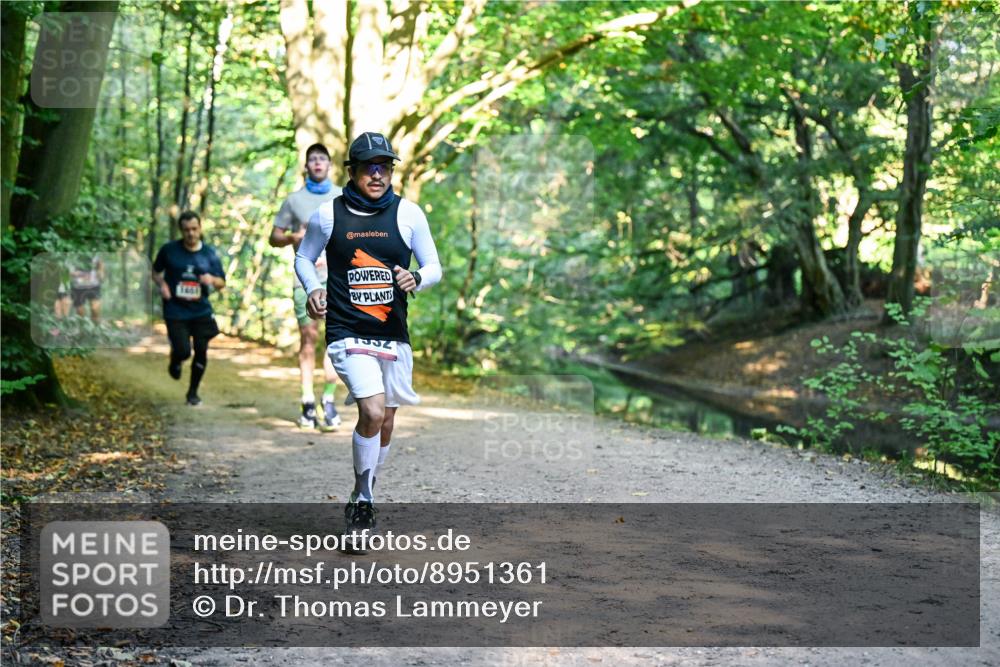 28.09.2025 - 33. Volkslauf durch das schöne Alstertal Dr. Thomas Lammeyer http://msf.ph/oto/8951361 28.09.2025 10:17:45 Laufen 1651 meine-sportfotos.de