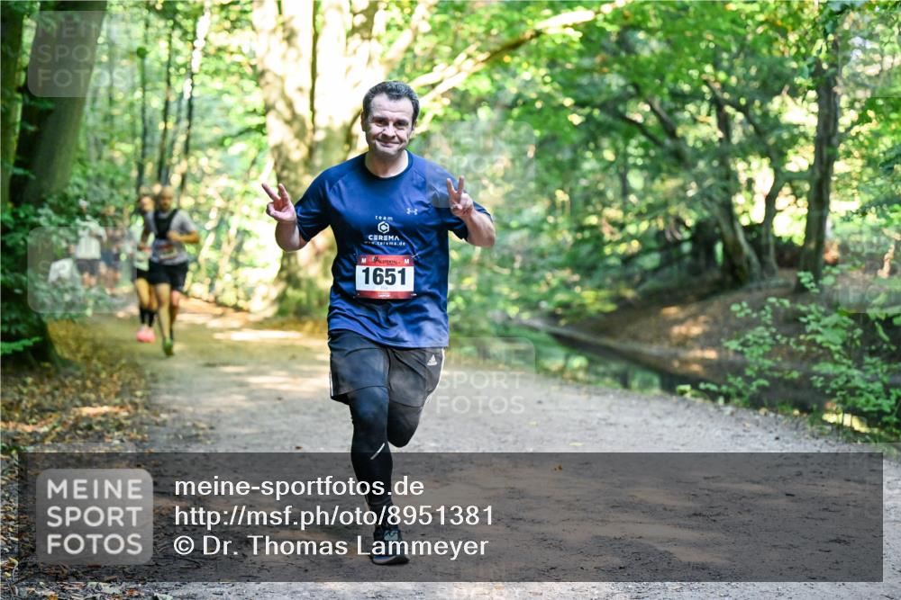 28.09.2025 - 33. Volkslauf durch das schöne Alstertal Dr. Thomas Lammeyer http://msf.ph/oto/8951381 28.09.2025 10:17:48 Laufen 1651 meine-sportfotos.de
