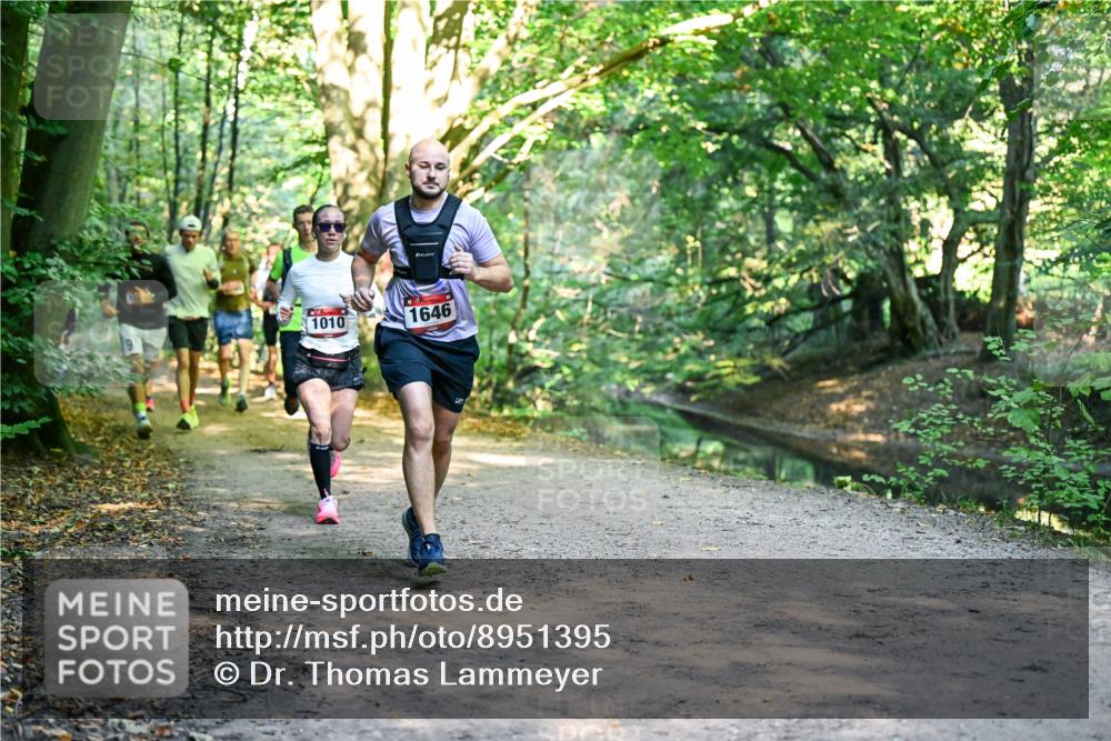 28.09.2025 - 33. Volkslauf durch das schöne Alstertal Dr. Thomas Lammeyer http://msf.ph/oto/8951395 28.09.2025 10:17:51 Laufen 1010, 1646 meine-sportfotos.de