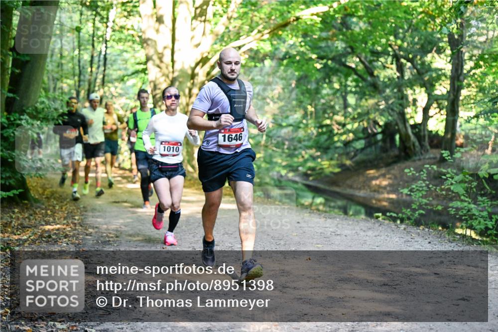 28.09.2025 - 33. Volkslauf durch das schöne Alstertal Dr. Thomas Lammeyer http://msf.ph/oto/8951398 28.09.2025 10:17:51 Laufen 1010, 1646 meine-sportfotos.de