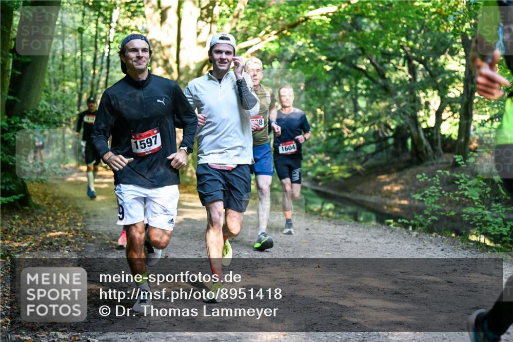 28.09.2025 - 33. Volkslauf durch das schöne Alstertal Dr. Thomas Lammeyer http://msf.ph/oto/8951418 28.09.2025 10:17:55 Laufen 1597, 1604 meine-sportfotos.de
