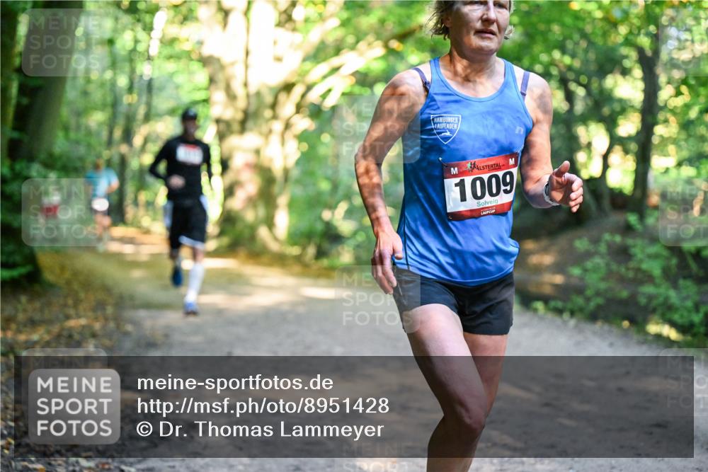 28.09.2025 - 33. Volkslauf durch das schöne Alstertal Dr. Thomas Lammeyer http://msf.ph/oto/8951428 28.09.2025 10:17:57 Laufen 1009 meine-sportfotos.de