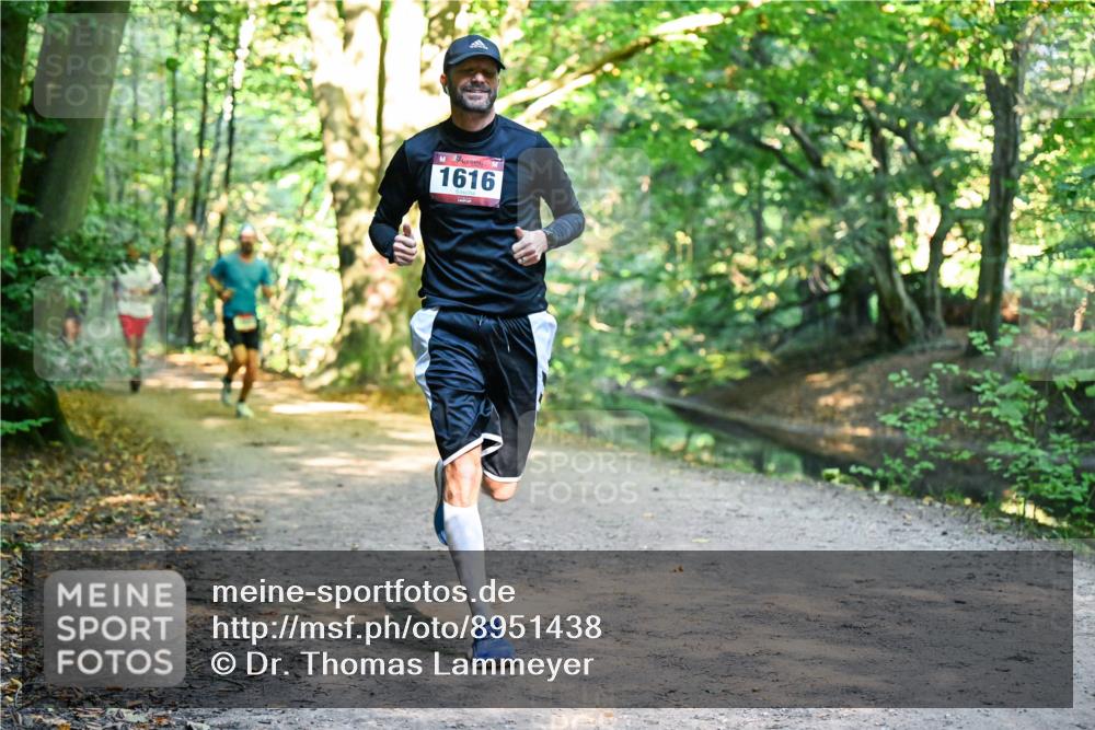 28.09.2025 - 33. Volkslauf durch das schöne Alstertal Dr. Thomas Lammeyer http://msf.ph/oto/8951438 28.09.2025 10:17:59 Laufen 1616 meine-sportfotos.de