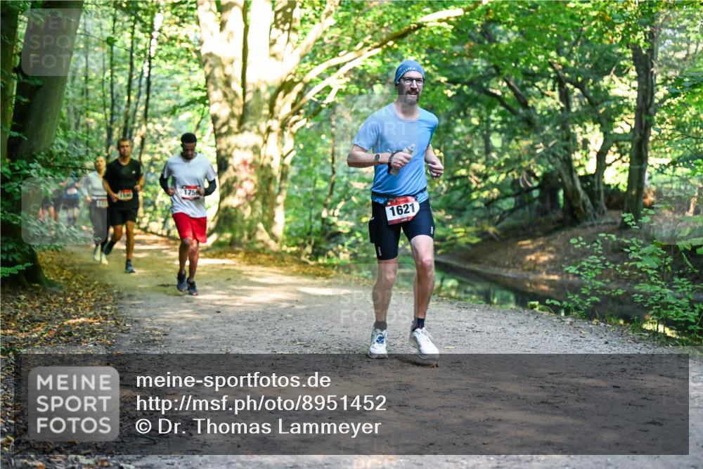 28.09.2025 - 33. Volkslauf durch das schöne Alstertal Dr. Thomas Lammeyer http://msf.ph/oto/8951452 28.09.2025 10:18:03 Laufen 1756, 1621 meine-sportfotos.de