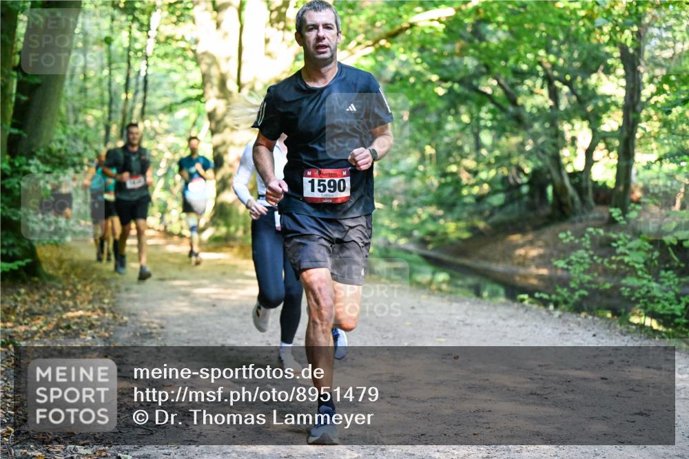 28.09.2025 - 33. Volkslauf durch das schöne Alstertal Dr. Thomas Lammeyer http://msf.ph/oto/8951479 28.09.2025 10:18:07 Laufen 1590 meine-sportfotos.de