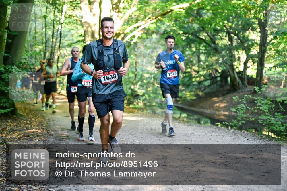 28.09.2025 - 33. Volkslauf durch das schöne Alstertal Dr. Thomas Lammeyer http://msf.ph/oto/8951496 28.09.2025 10:18:10 Laufen 161, 1012, 1638, 1533 meine-sportfotos.de