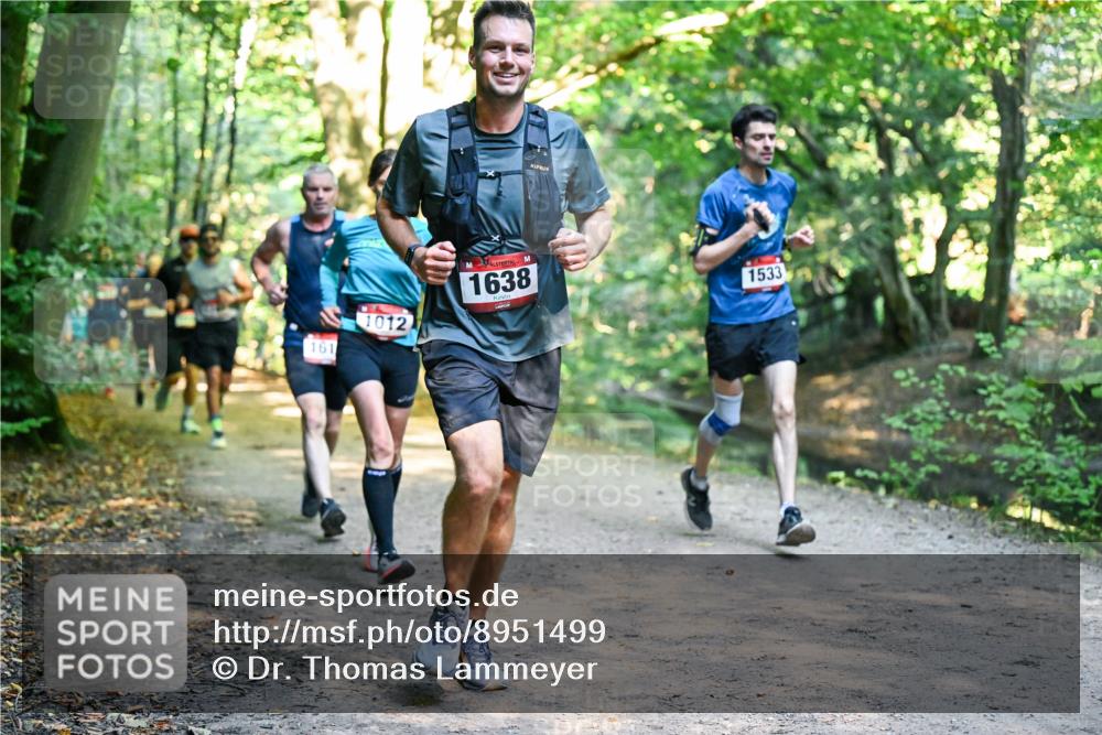 28.09.2025 - 33. Volkslauf durch das schöne Alstertal Dr. Thomas Lammeyer http://msf.ph/oto/8951499 28.09.2025 10:18:10 Laufen 161, 1012, 1638, 1533 meine-sportfotos.de
