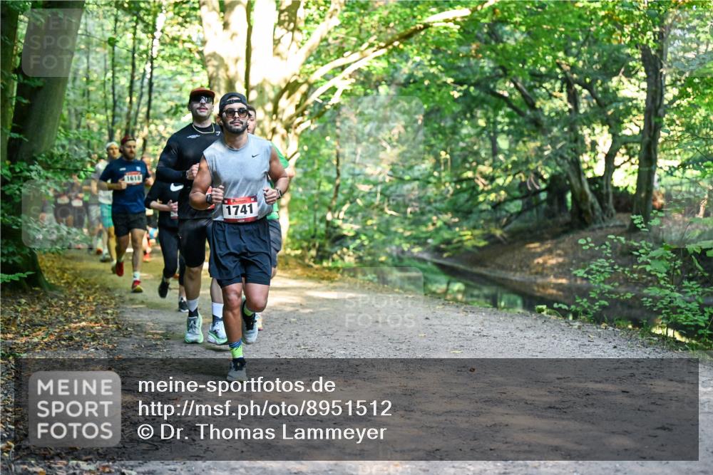 28.09.2025 - 33. Volkslauf durch das schöne Alstertal Dr. Thomas Lammeyer http://msf.ph/oto/8951512 28.09.2025 10:18:13 Laufen 1618, 1741 meine-sportfotos.de