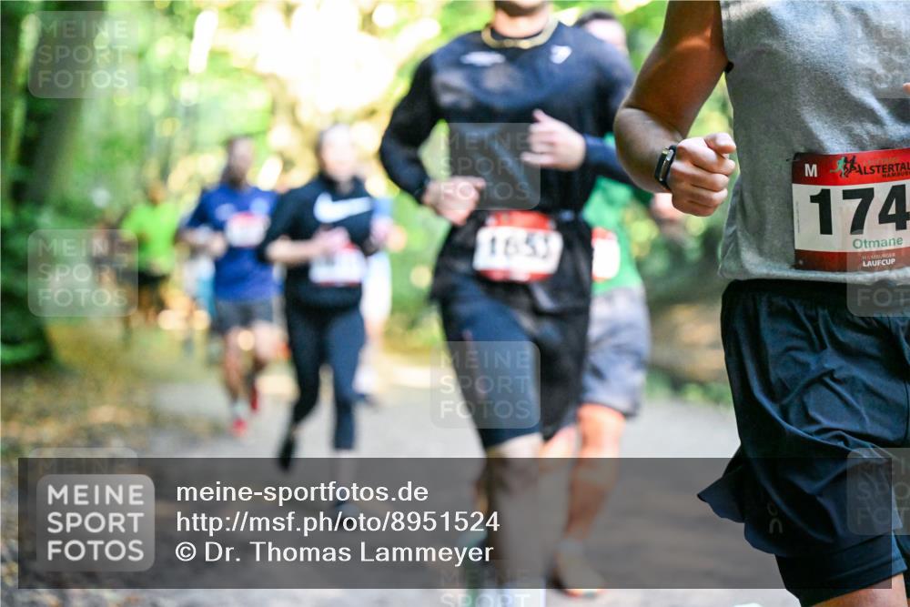 28.09.2025 - 33. Volkslauf durch das schöne Alstertal Dr. Thomas Lammeyer http://msf.ph/oto/8951524 28.09.2025 10:18:15 Laufen 1653, 174 meine-sportfotos.de