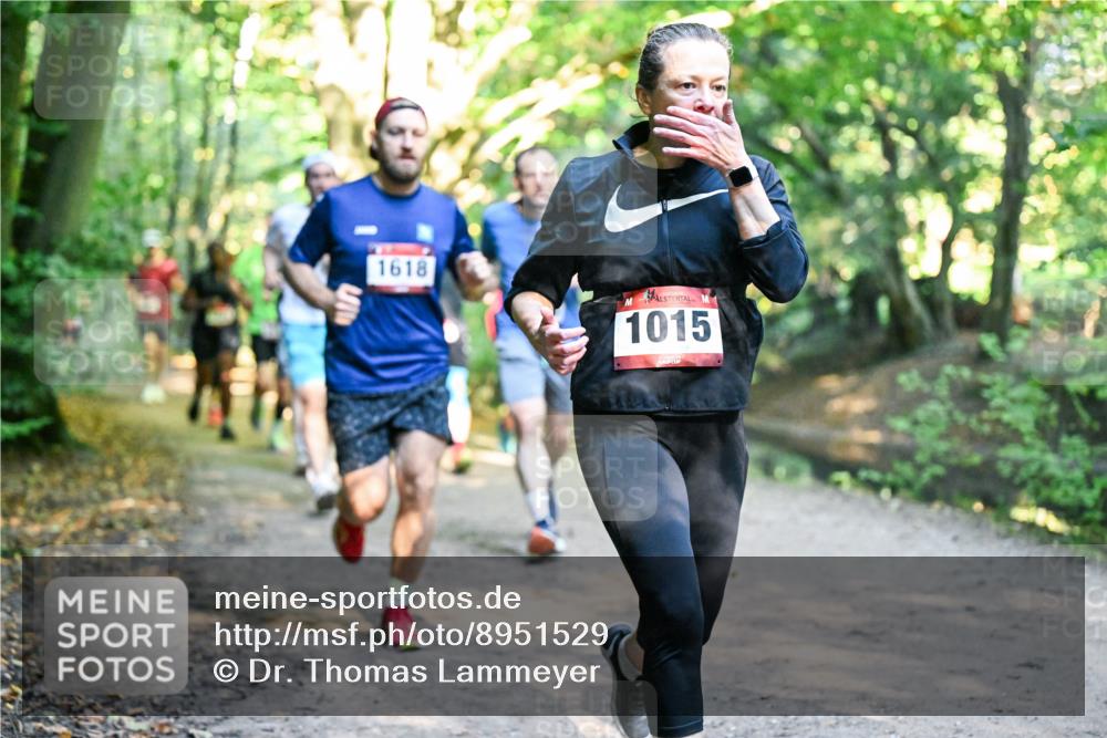28.09.2025 - 33. Volkslauf durch das schöne Alstertal Dr. Thomas Lammeyer http://msf.ph/oto/8951529 28.09.2025 10:18:16 Laufen 1618, 1015 meine-sportfotos.de