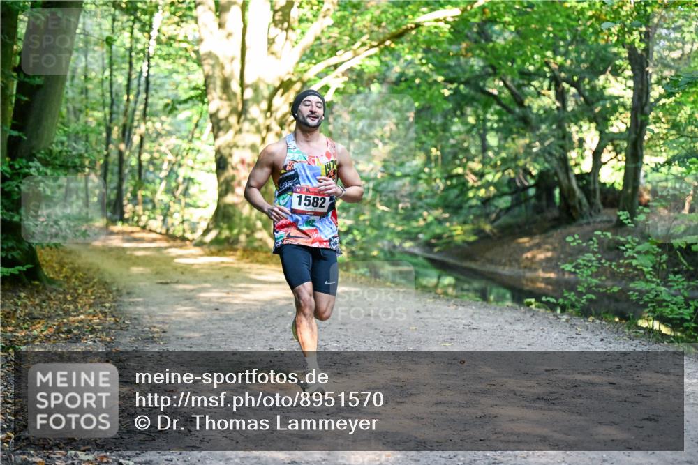 28.09.2025 - 33. Volkslauf durch das schöne Alstertal Dr. Thomas Lammeyer http://msf.ph/oto/8951570 28.09.2025 10:18:23 Laufen 1582 meine-sportfotos.de