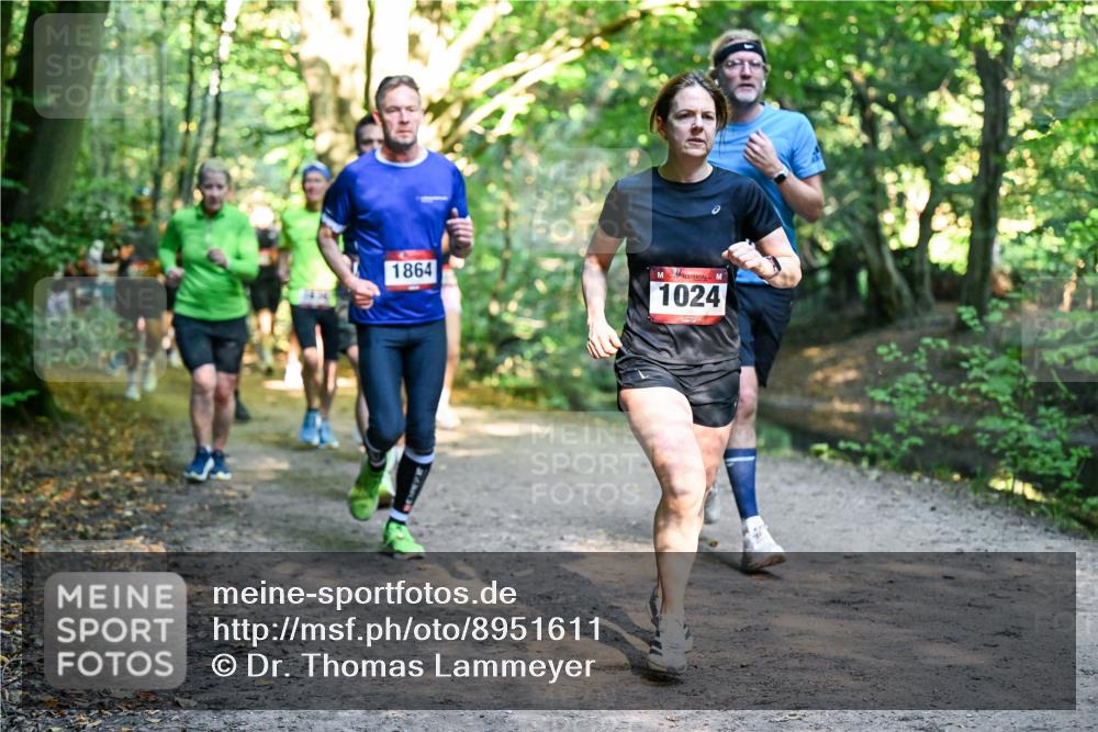 28.09.2025 - 33. Volkslauf durch das schöne Alstertal Dr. Thomas Lammeyer http://msf.ph/oto/8951611 28.09.2025 10:18:43 Laufen 1864, 1024 meine-sportfotos.de
