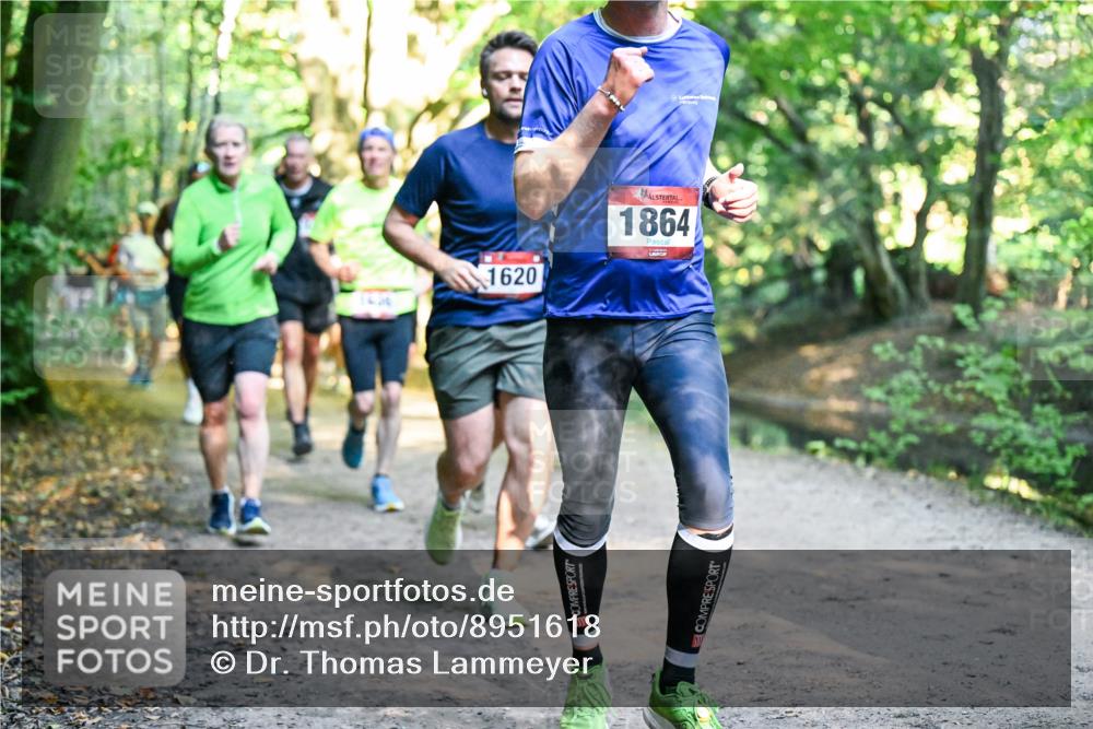 28.09.2025 - 33. Volkslauf durch das schöne Alstertal Dr. Thomas Lammeyer http://msf.ph/oto/8951618 28.09.2025 10:18:44 Laufen 1620, 1864 meine-sportfotos.de