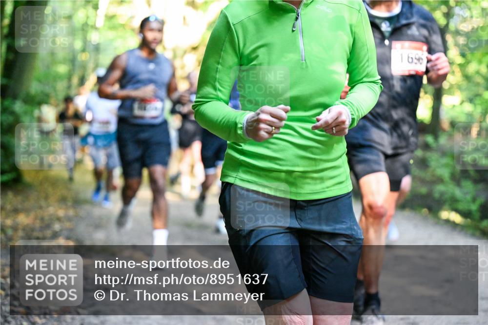 28.09.2025 - 33. Volkslauf durch das schöne Alstertal Dr. Thomas Lammeyer http://msf.ph/oto/8951637 28.09.2025 10:18:47 Laufen 1696 meine-sportfotos.de