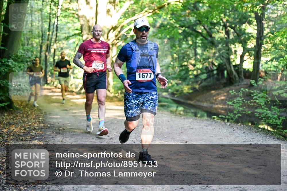 28.09.2025 - 33. Volkslauf durch das schöne Alstertal Dr. Thomas Lammeyer http://msf.ph/oto/8951733 28.09.2025 10:19:07 Laufen 1613, 1677 meine-sportfotos.de