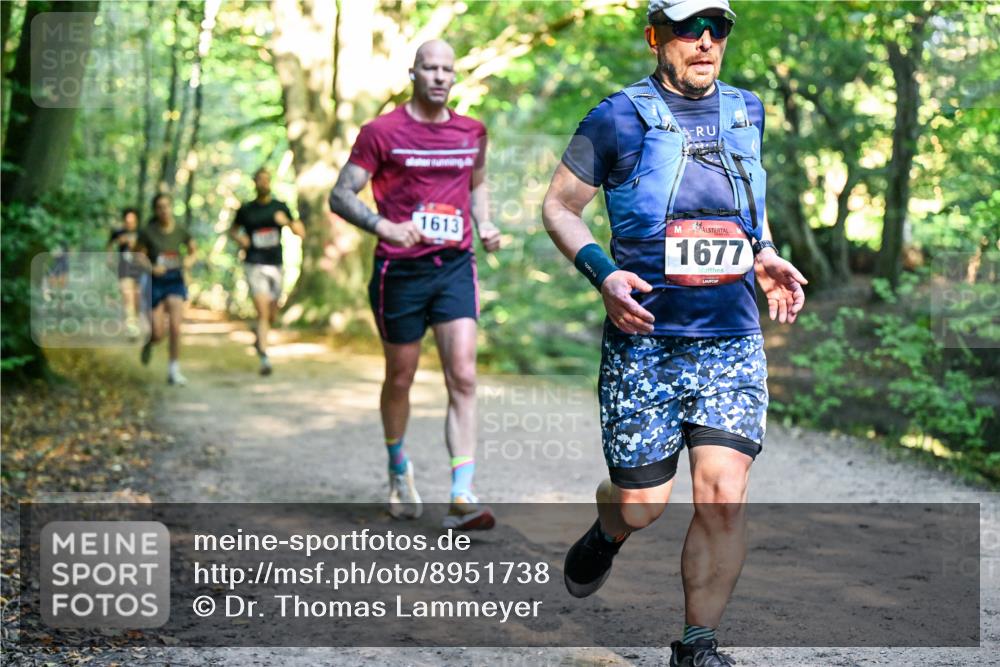 28.09.2025 - 33. Volkslauf durch das schöne Alstertal Dr. Thomas Lammeyer http://msf.ph/oto/8951738 28.09.2025 10:19:08 Laufen 1613, 1677 meine-sportfotos.de