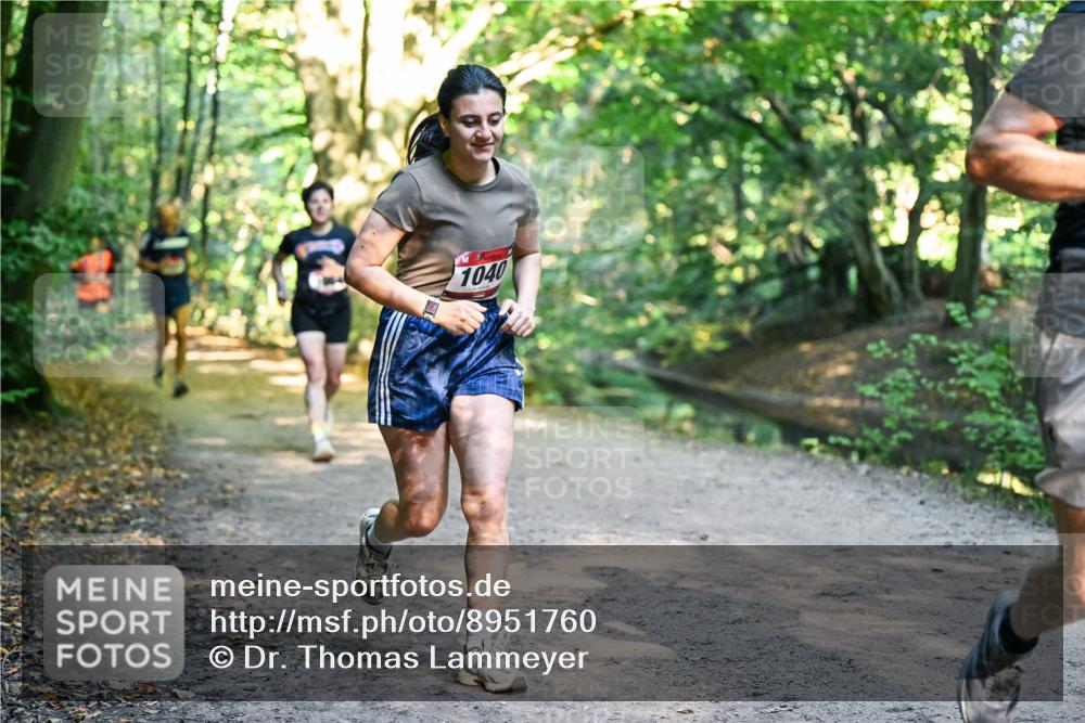 28.09.2025 - 33. Volkslauf durch das schöne Alstertal Dr. Thomas Lammeyer http://msf.ph/oto/8951760 28.09.2025 10:19:12 Laufen 1040 meine-sportfotos.de