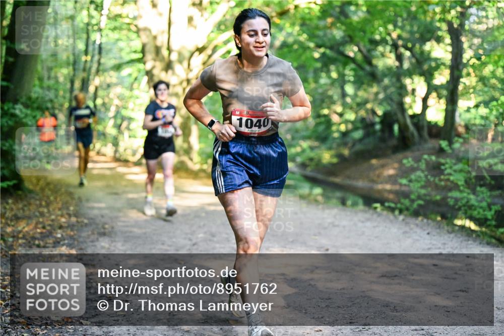 28.09.2025 - 33. Volkslauf durch das schöne Alstertal Dr. Thomas Lammeyer http://msf.ph/oto/8951762 28.09.2025 10:19:12 Laufen 1040 meine-sportfotos.de