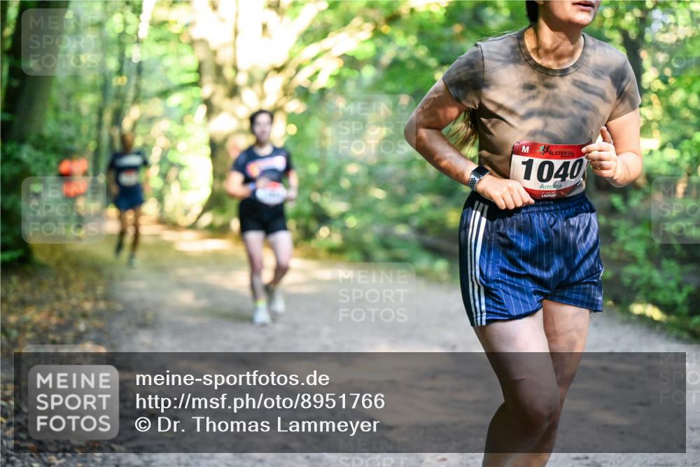 28.09.2025 - 33. Volkslauf durch das schöne Alstertal Dr. Thomas Lammeyer http://msf.ph/oto/8951766 28.09.2025 10:19:13 Laufen 1040 meine-sportfotos.de