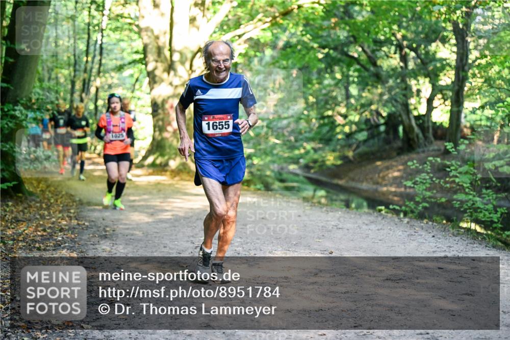 28.09.2025 - 33. Volkslauf durch das schöne Alstertal Dr. Thomas Lammeyer http://msf.ph/oto/8951784 28.09.2025 10:19:16 Laufen 1025, 1655 meine-sportfotos.de