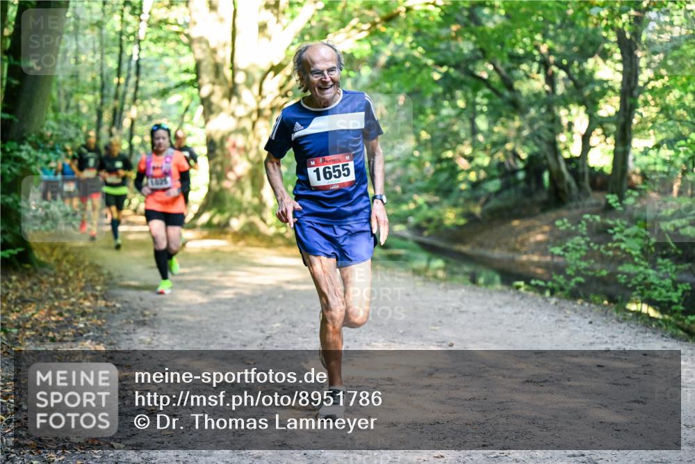 28.09.2025 - 33. Volkslauf durch das schöne Alstertal Dr. Thomas Lammeyer http://msf.ph/oto/8951786 28.09.2025 10:19:16 Laufen 1655 meine-sportfotos.de