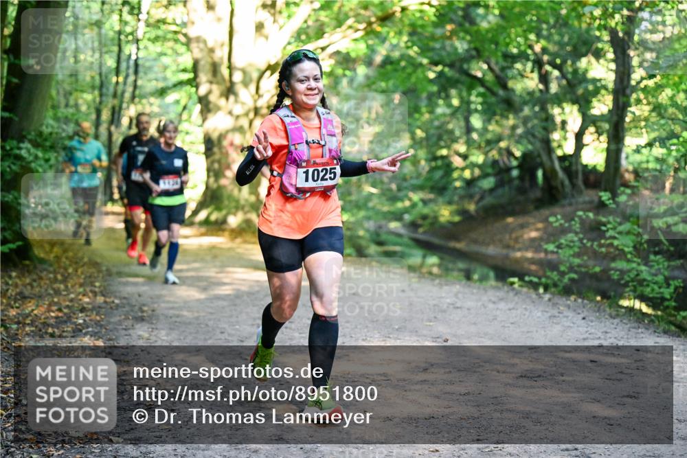 28.09.2025 - 33. Volkslauf durch das schöne Alstertal Dr. Thomas Lammeyer http://msf.ph/oto/8951800 28.09.2025 10:19:19 Laufen 1025 meine-sportfotos.de