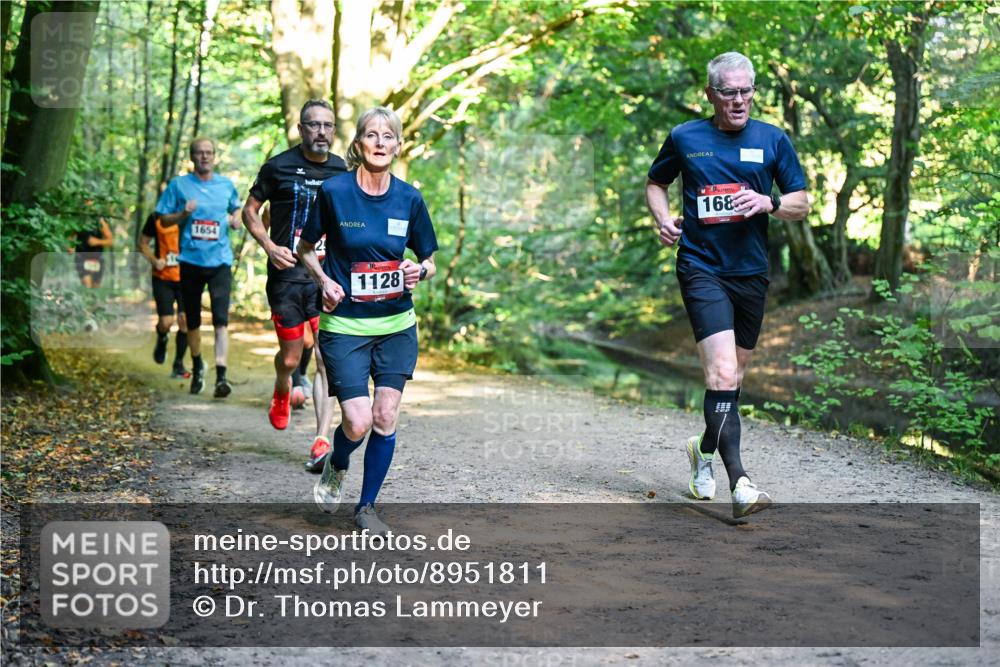 28.09.2025 - 33. Volkslauf durch das schöne Alstertal Dr. Thomas Lammeyer http://msf.ph/oto/8951811 28.09.2025 10:19:21 Laufen 1654, 1128, 168 meine-sportfotos.de