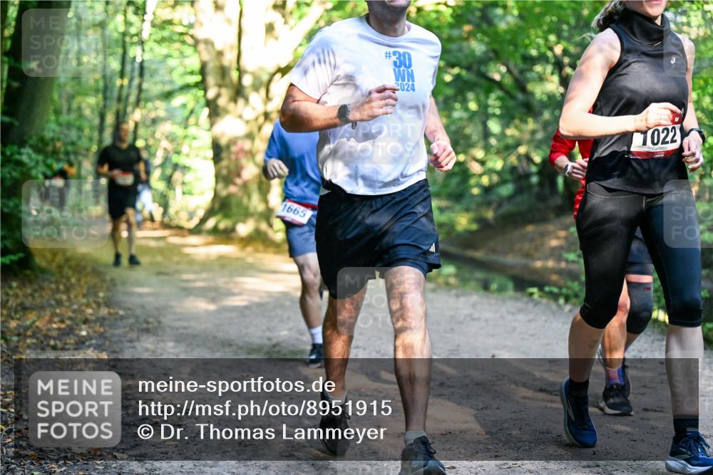 28.09.2025 - 33. Volkslauf durch das schöne Alstertal Dr. Thomas Lammeyer http://msf.ph/oto/8951915 28.09.2025 10:19:39 Laufen 1665, 30, 2024, 1022 meine-sportfotos.de