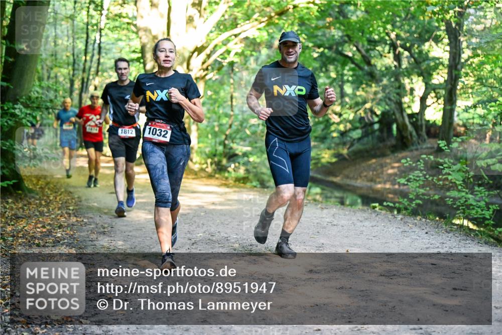 28.09.2025 - 33. Volkslauf durch das schöne Alstertal Dr. Thomas Lammeyer http://msf.ph/oto/8951947 28.09.2025 10:19:45 Laufen 1812, 1032 meine-sportfotos.de
