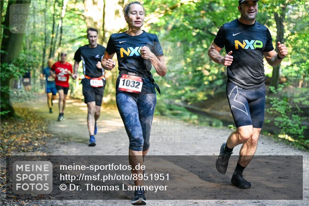 28.09.2025 - 33. Volkslauf durch das schöne Alstertal Dr. Thomas Lammeyer http://msf.ph/oto/8951951 28.09.2025 10:19:46 Laufen 1812, 1032 meine-sportfotos.de
