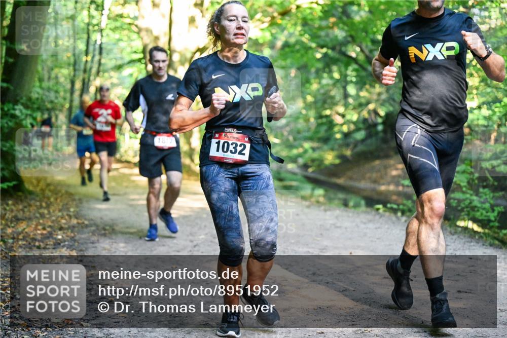 28.09.2025 - 33. Volkslauf durch das schöne Alstertal Dr. Thomas Lammeyer http://msf.ph/oto/8951952 28.09.2025 10:19:46 Laufen 1812, 1032 meine-sportfotos.de