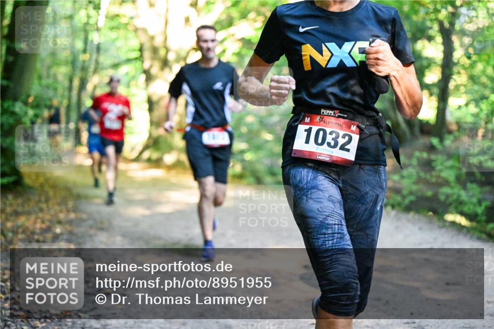 28.09.2025 - 33. Volkslauf durch das schöne Alstertal Dr. Thomas Lammeyer http://msf.ph/oto/8951955 28.09.2025 10:19:46 Laufen 1032 meine-sportfotos.de