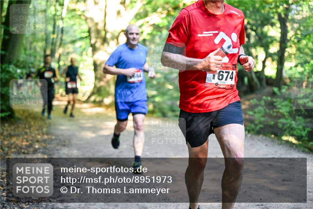 28.09.2025 - 33. Volkslauf durch das schöne Alstertal Dr. Thomas Lammeyer http://msf.ph/oto/8951973 28.09.2025 10:19:50 Laufen 674 meine-sportfotos.de