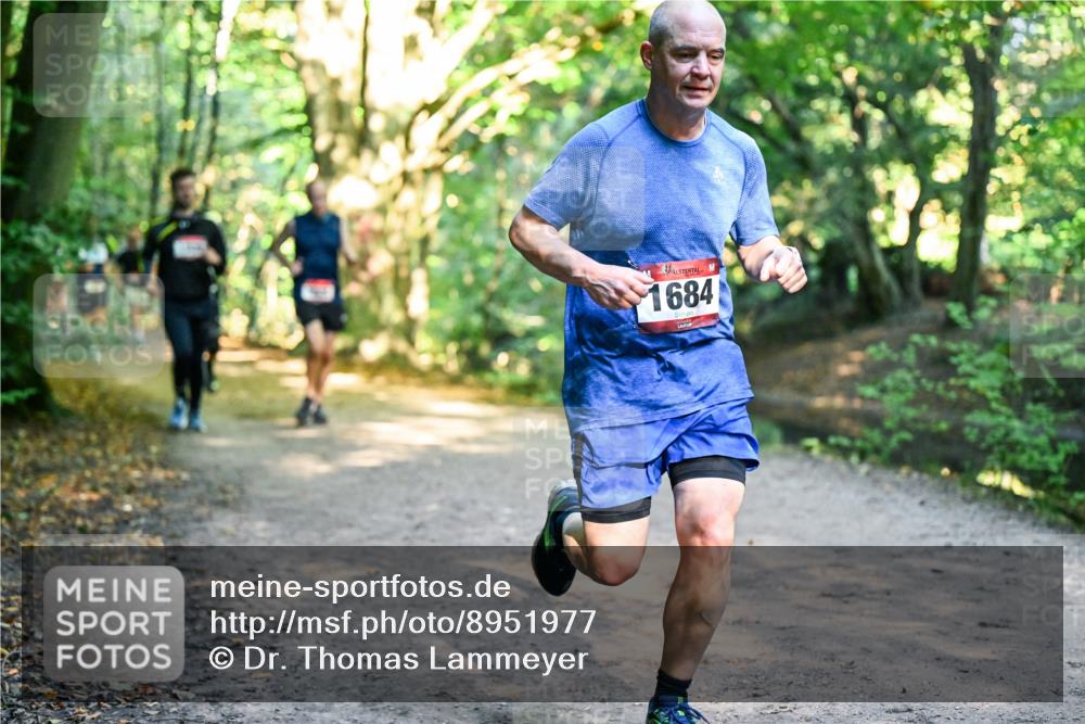 28.09.2025 - 33. Volkslauf durch das schöne Alstertal Dr. Thomas Lammeyer http://msf.ph/oto/8951977 28.09.2025 10:19:50 Laufen 1684 meine-sportfotos.de