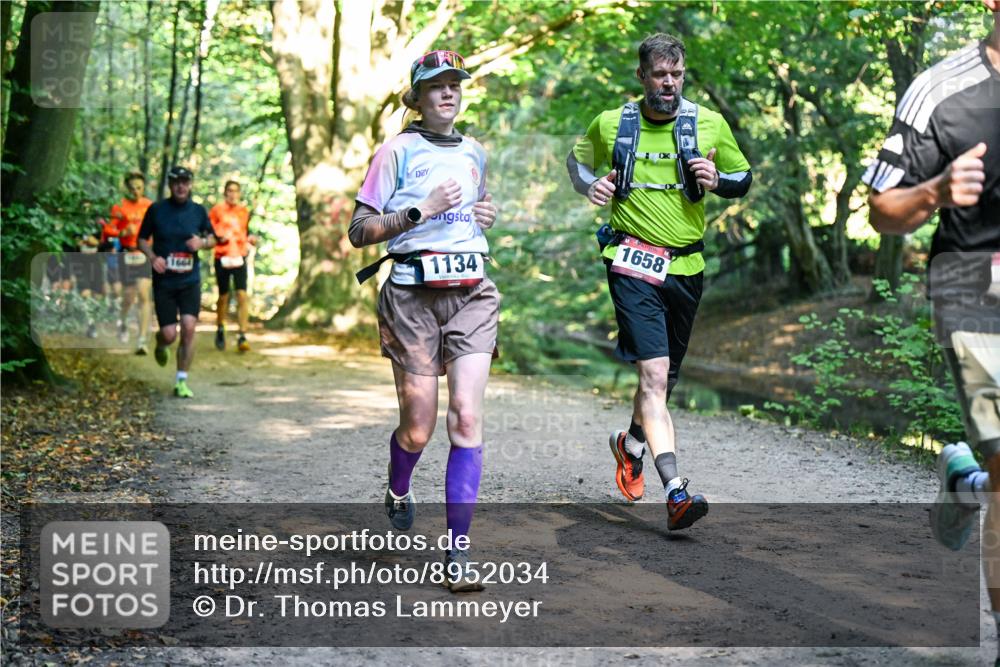 28.09.2025 - 33. Volkslauf durch das schöne Alstertal Dr. Thomas Lammeyer http://msf.ph/oto/8952034 28.09.2025 10:19:59 Laufen 1134, 1658 meine-sportfotos.de