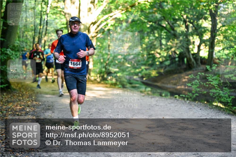 28.09.2025 - 33. Volkslauf durch das schöne Alstertal Dr. Thomas Lammeyer http://msf.ph/oto/8952051 28.09.2025 10:20:02 Laufen 1664 meine-sportfotos.de