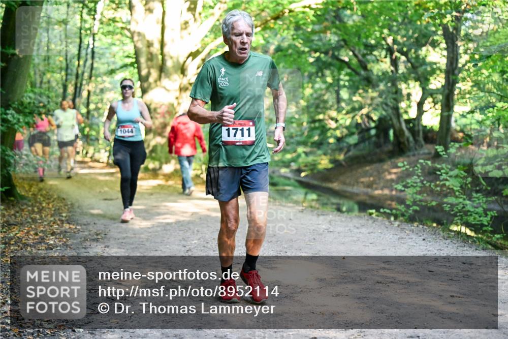 28.09.2025 - 33. Volkslauf durch das schöne Alstertal Dr. Thomas Lammeyer http://msf.ph/oto/8952114 28.09.2025 10:20:19 Laufen 2025, 1044, 1711 meine-sportfotos.de
