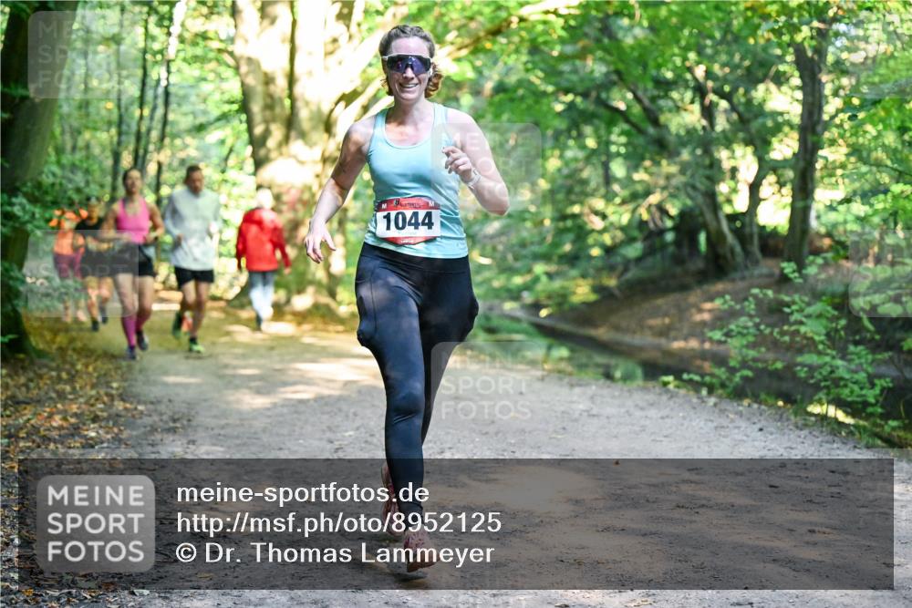 28.09.2025 - 33. Volkslauf durch das schöne Alstertal Dr. Thomas Lammeyer http://msf.ph/oto/8952125 28.09.2025 10:20:21 Laufen 1044 meine-sportfotos.de