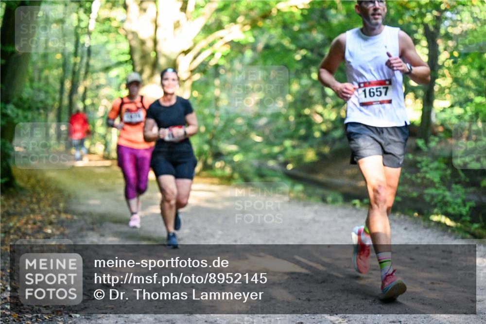 28.09.2025 - 33. Volkslauf durch das schöne Alstertal Dr. Thomas Lammeyer http://msf.ph/oto/8952145 28.09.2025 10:20:26 Laufen 1657 meine-sportfotos.de
