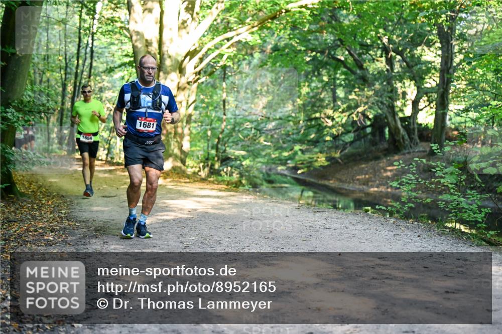 28.09.2025 - 33. Volkslauf durch das schöne Alstertal Dr. Thomas Lammeyer http://msf.ph/oto/8952165 28.09.2025 10:20:35 Laufen 1681, 1659 meine-sportfotos.de