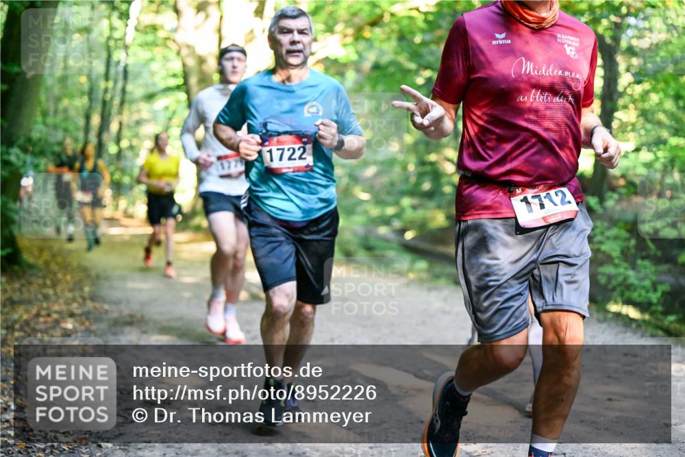 28.09.2025 - 33. Volkslauf durch das schöne Alstertal Dr. Thomas Lammeyer http://msf.ph/oto/8952226 28.09.2025 10:20:45 Laufen 30, 1779, 1722, 1712 meine-sportfotos.de
