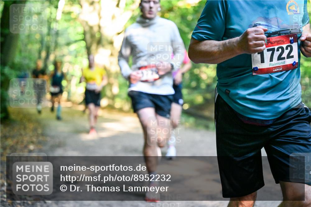 28.09.2025 - 33. Volkslauf durch das schöne Alstertal Dr. Thomas Lammeyer http://msf.ph/oto/8952232 28.09.2025 10:20:47 Laufen 2021, 1722 meine-sportfotos.de